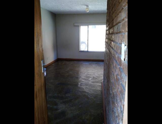 0 BEDROOM APARTMENT FOR SALE IN PRETORIA WEST